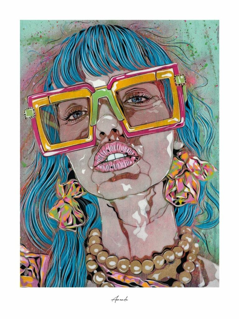 Oeuvre d'art représentant une femme avec des cheveux coloré et des lunettes